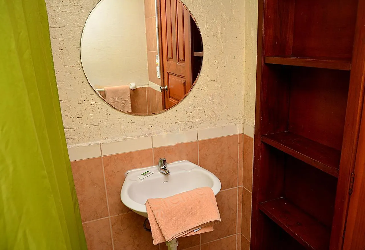 Hostal Terra 2 Quito Ecuador